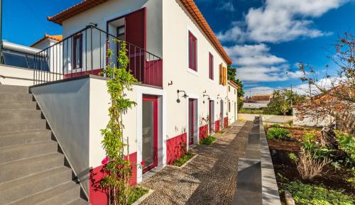 Apartment with Garden View