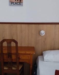 Single Room with Shared Bathroom