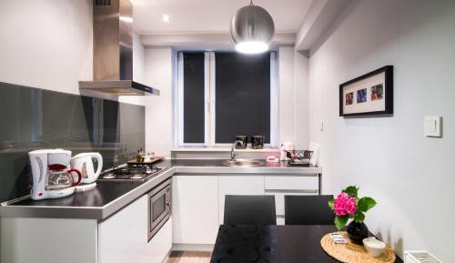 One-Bedroom Apartment with Terrace