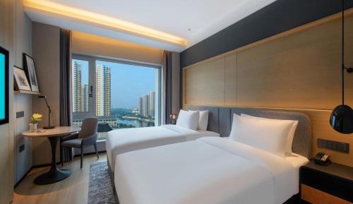 Twin Room with View