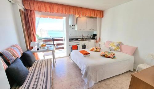 Studio with Sea View