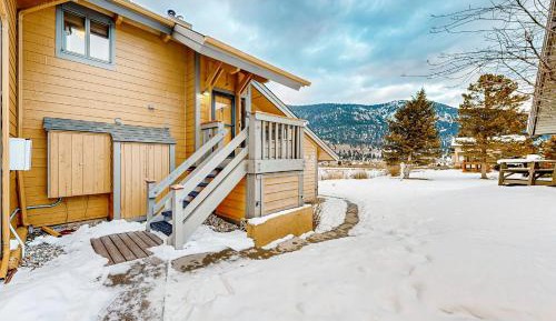 Two Bedroom Apartment 