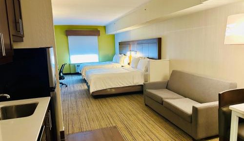 Suite with Two Beds - Non-Smoking
