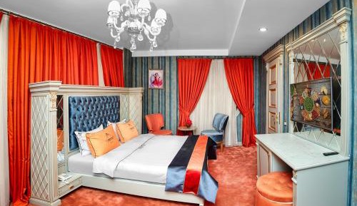 Presidential Suite