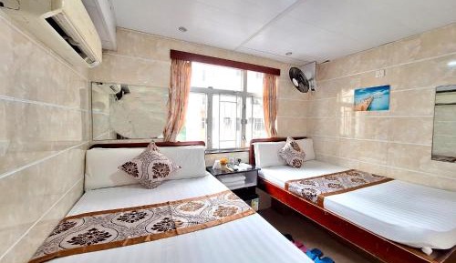 Economy Quadruple Room