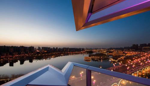 Mega Suite, 1 Bedroom Larger Suite, 1 King, Lake view