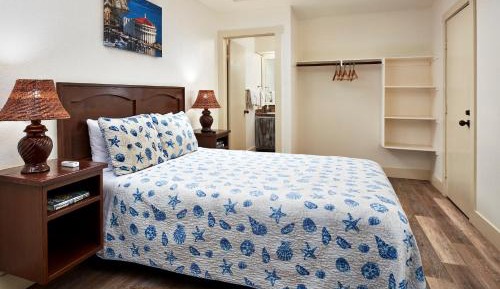 Queen Room with Sea View