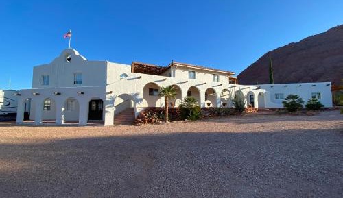 Seven-Bedroom House