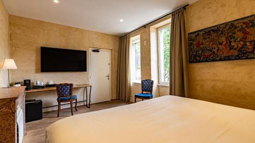 Tradition Room
