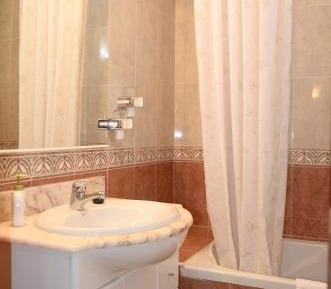 Twin Room with Private Bathroom and Balcony