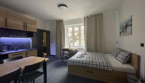 Deluxe Family Suite