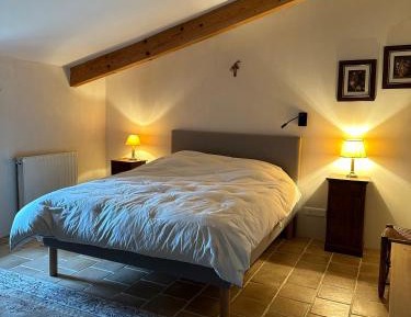 Double Room with Shared Bathroom