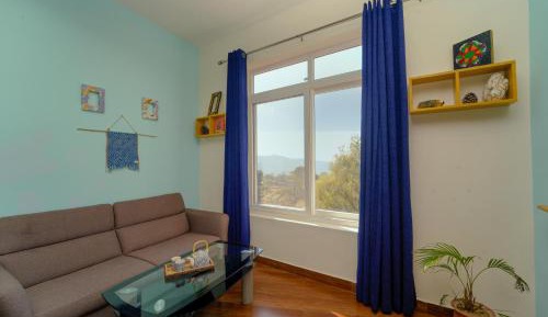 King Room with Mountain View