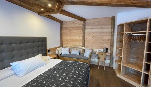 Family Suite with Balcony