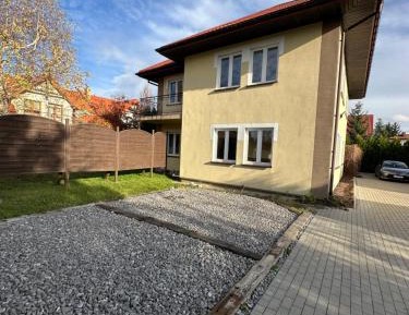 Single Room with Private Bathroom