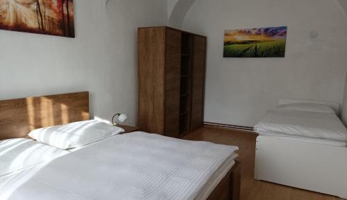 Two-Bedroom Apartment with Garden and Pool Access