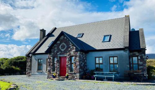 Three-Bedroom Holiday Home 