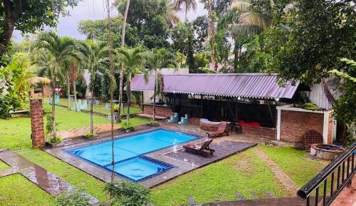Double Room with Pool View