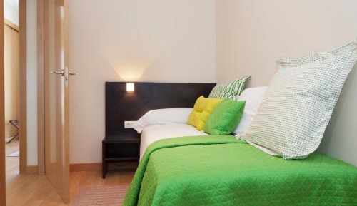 Two-Bedroom Apartment (3 Adults)