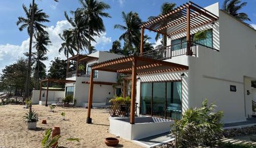 Deluxe Double Room with Balcony and Sea View
