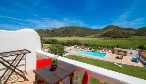 Suite with Pool View