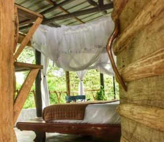 Deluxe Double or Twin Room with Mountain View