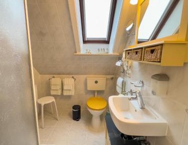 Single Room with Private Bathroom