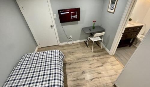 Twin Room with Private Bathroom