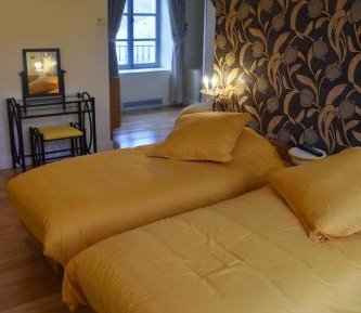 Triple Room with Bathroom