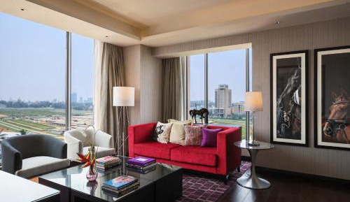 One-Bedroom Suite - Executive Lounge Access