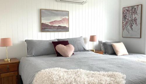 Queen Room with Private Bathroom