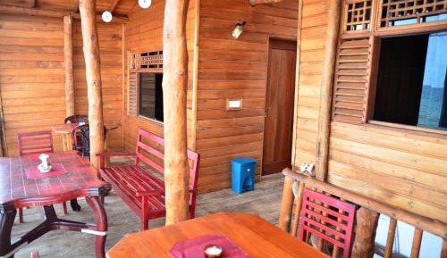 With External Bathroom Seaview