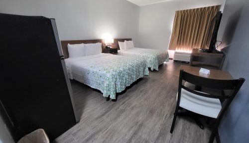 Studio Room with Two Queen Beds Non-Smoking