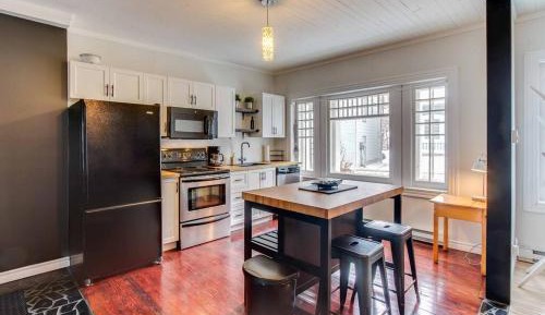 Three-Bedroom Cottage