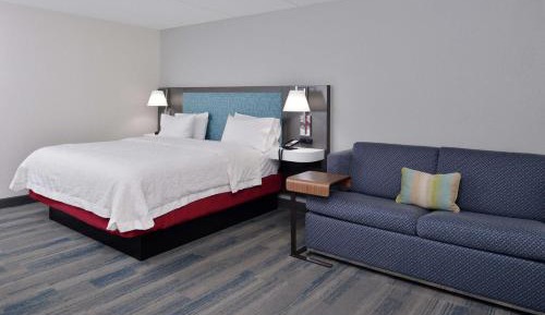 King Room with Sofa Bed and Study - Non-Smoking