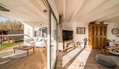 Villa - Beach Front
