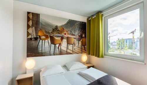 Double Room (One French Size Bed)