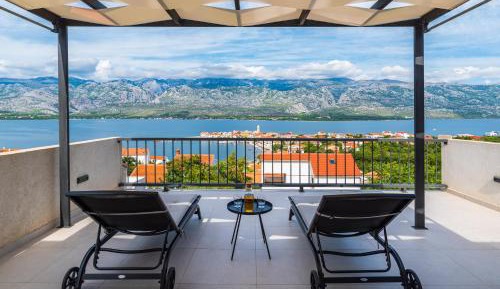 Apartment with Terrace