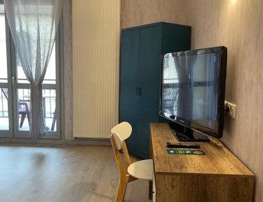 Family Room with Shower Fraispertuis Village Side