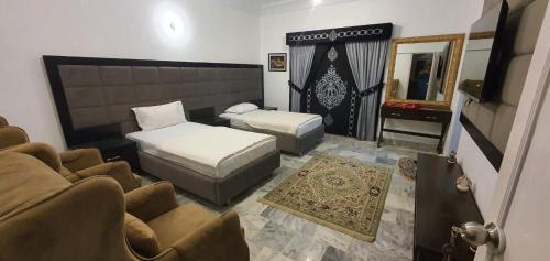 Deluxe Double or Twin Room