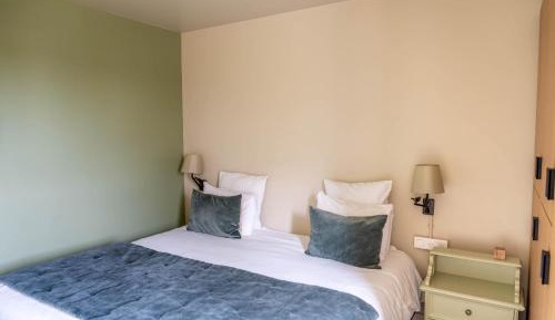 Tribe Room - One Double Bed and 4 Single Beds.