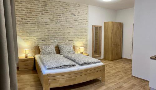 Deluxe Double Room with Shower