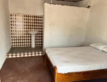 Deluxe Double Room (2 Adults + 1 Child)