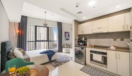 Studio Apartment with Sea View