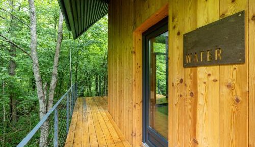Studio - Split Level