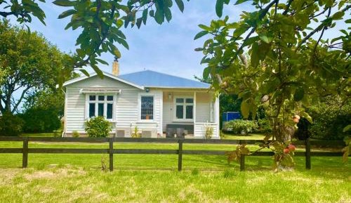 Villa with Garden View