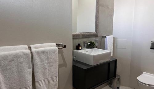 Luxury King Room