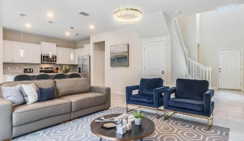 Five-Bedroom Holiday Home