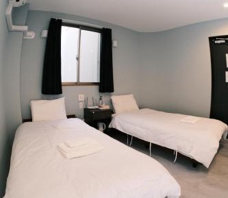 Twin Room with Shower