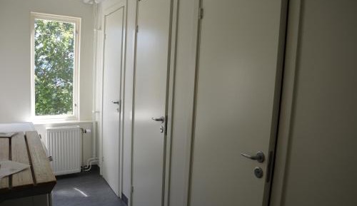 Budget Single Room with Shared Shower